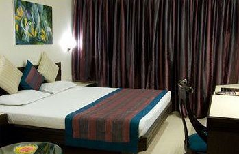Shreemaya Hotel Indore Luaran gambar